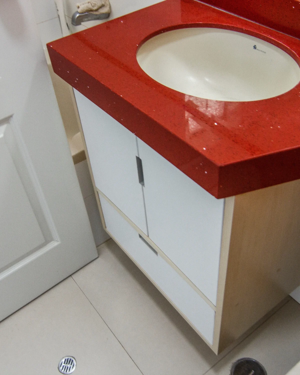 GiuGal baños (2) — proyecto de Baños de DIH Studio