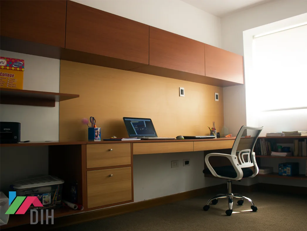Oficinas realizados por DIH Studio